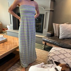 Maxi dress with tags